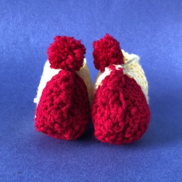 NWT Vintage Handmade Knitted Burgundy Yellow Children’s Slipper Booties - Picture 2 of 3